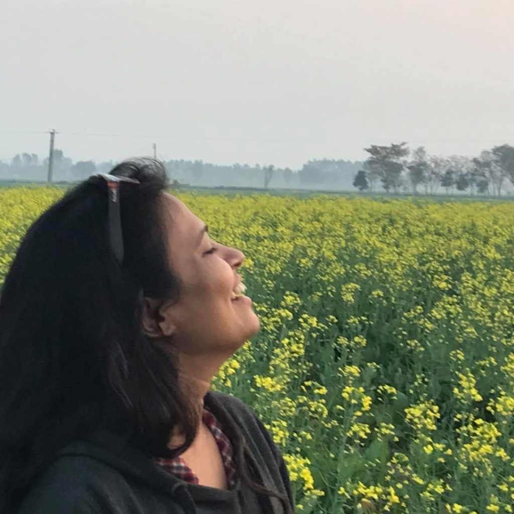 Hi! I am Ruchi Mittal and I am a certified holistic health practitioner, food blogger and a chef with a passion for food travels.